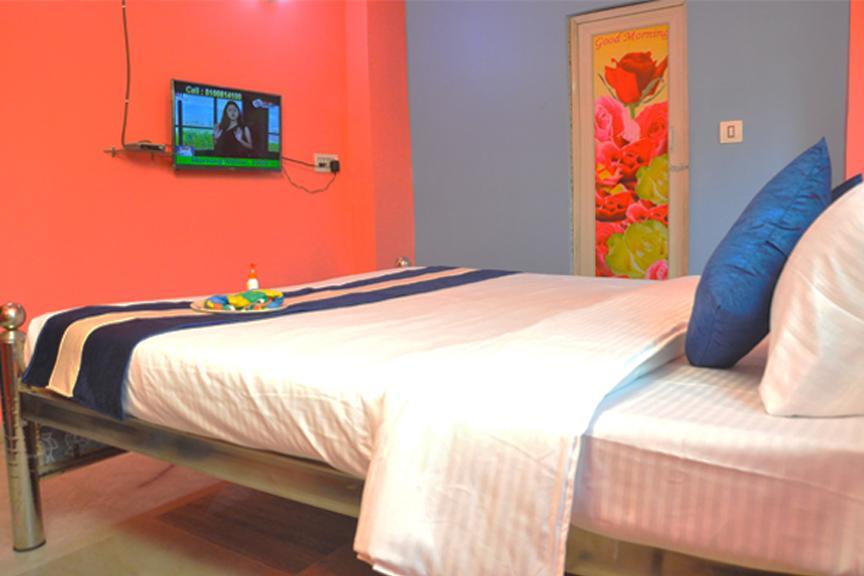 H C N Guest House Калькутта Экстерьер фото